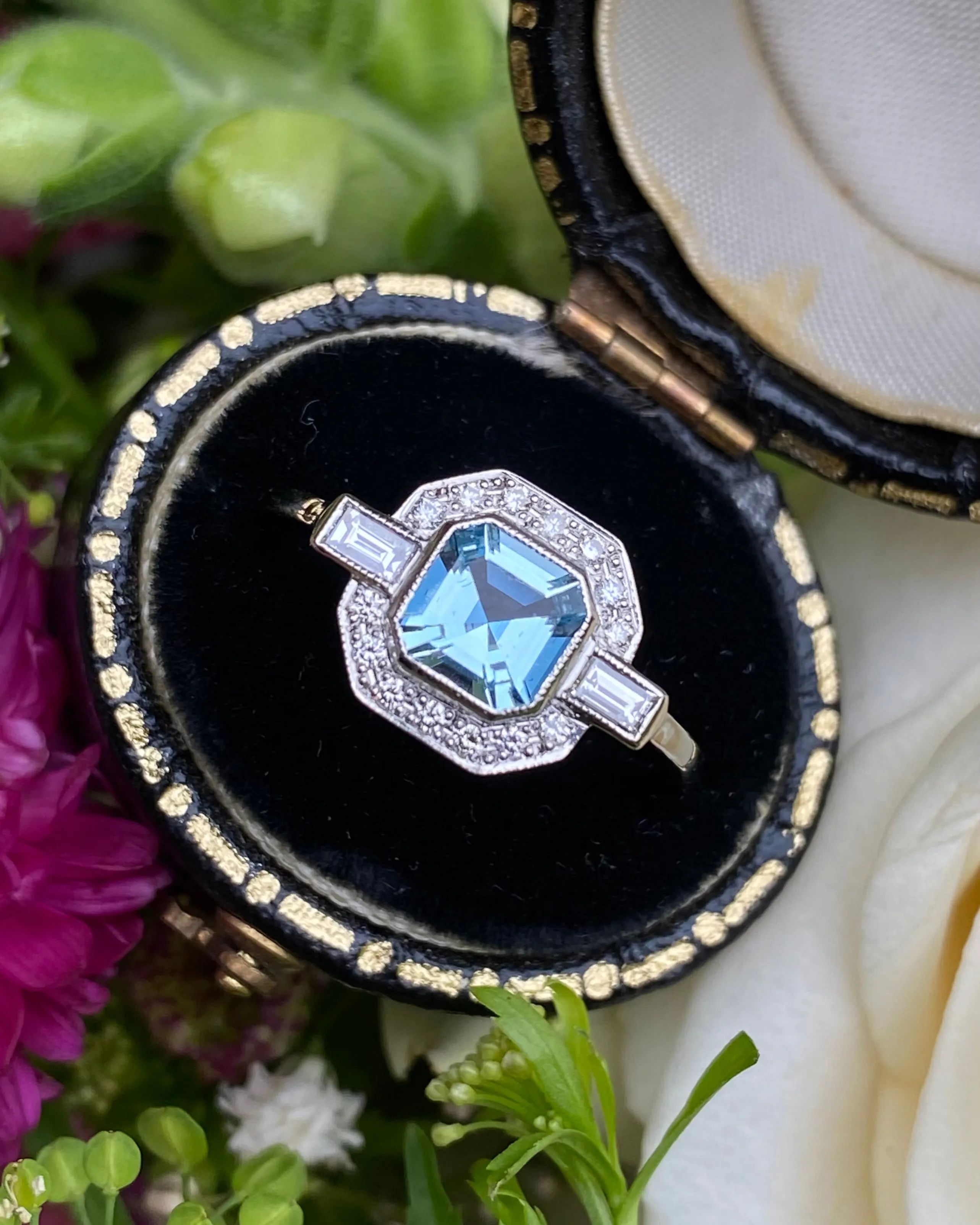 Art Deco Aquamarine and Diamond Platinum Ring 0.25ct   0.55ct