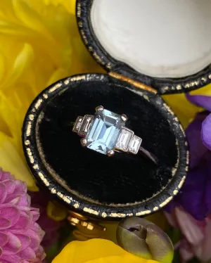 Art Deco Aquamarine and Diamond Platinum Ring 0.25ct   0.80ct