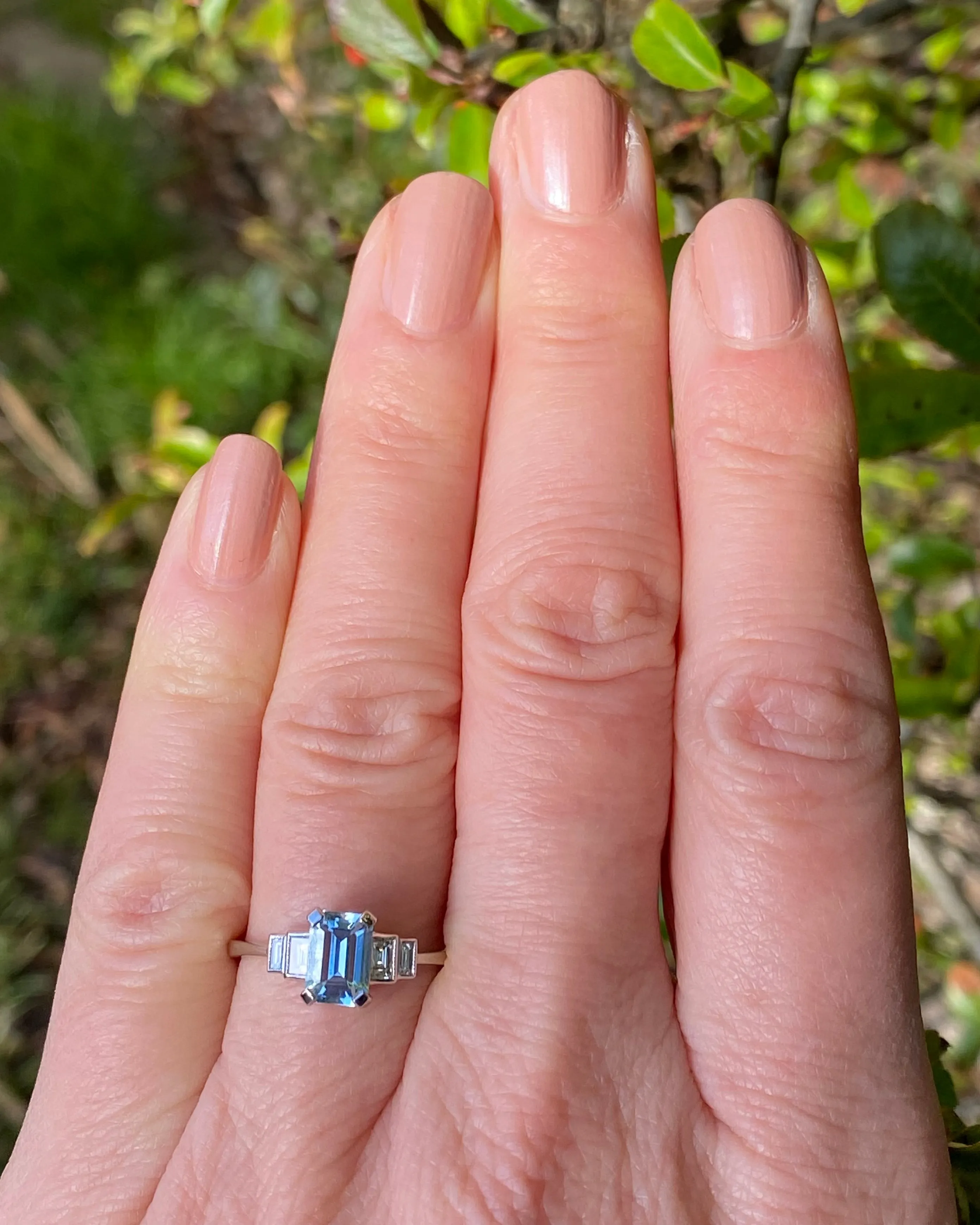 Art Deco Aquamarine and Diamond Platinum Ring 0.25ct   0.80ct