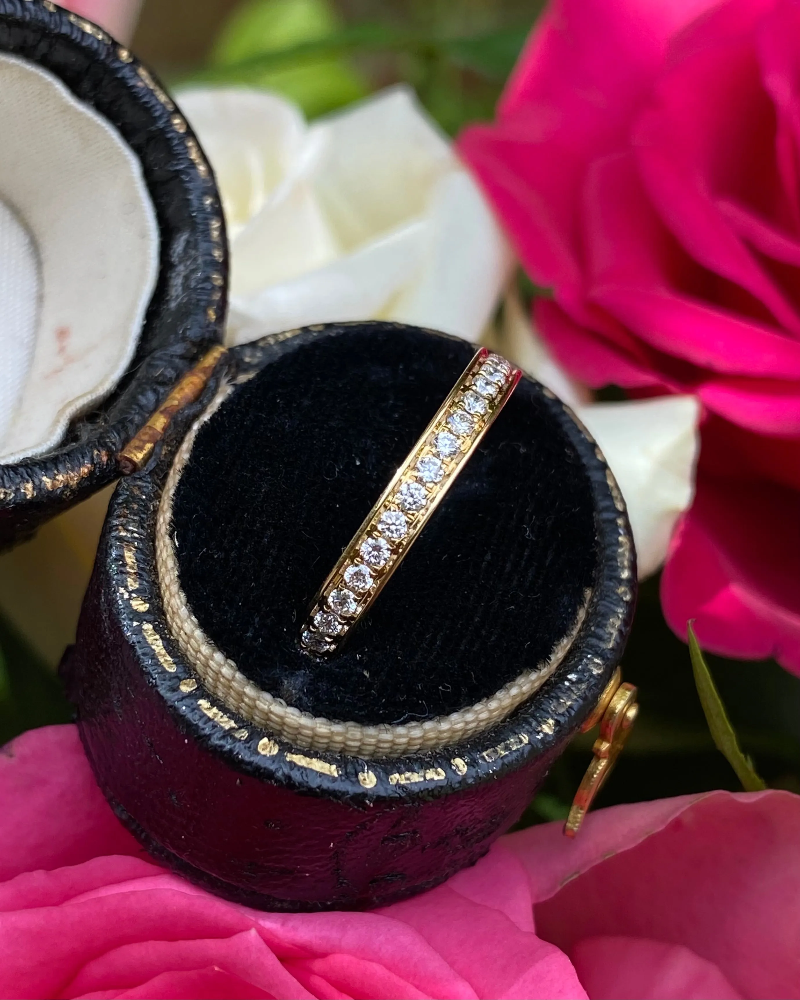 Brilliant Cut Diamond Half Eternity Wedding Ring 0.23ct 18ct Yellow Gold