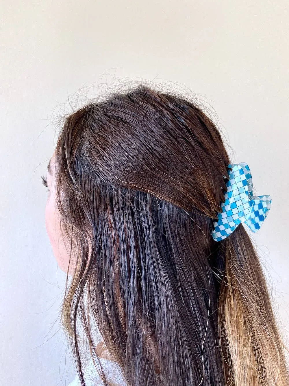 Checkered Claw Clip- Grey