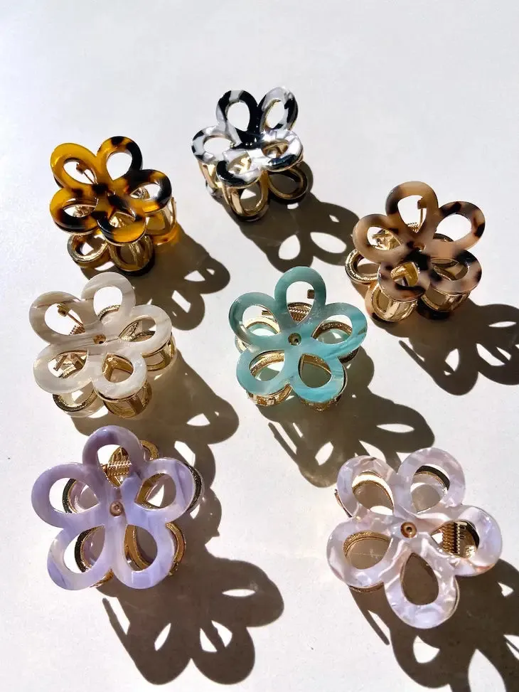 Daisy Flower Claw Clip