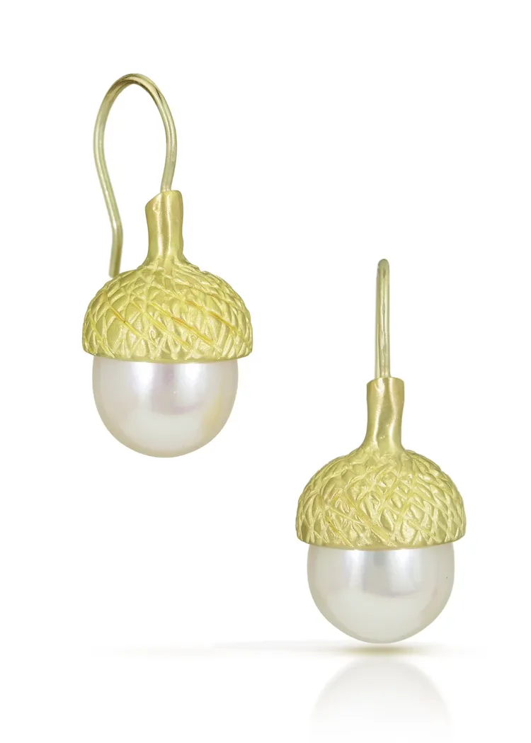 Judi Powers | Acorn Pearl Drop Earrings 18kg