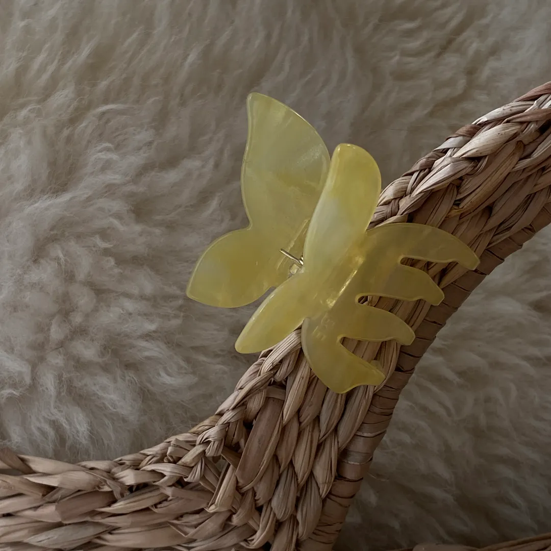 MINI BUTTERFLY CLIPS YELLOW