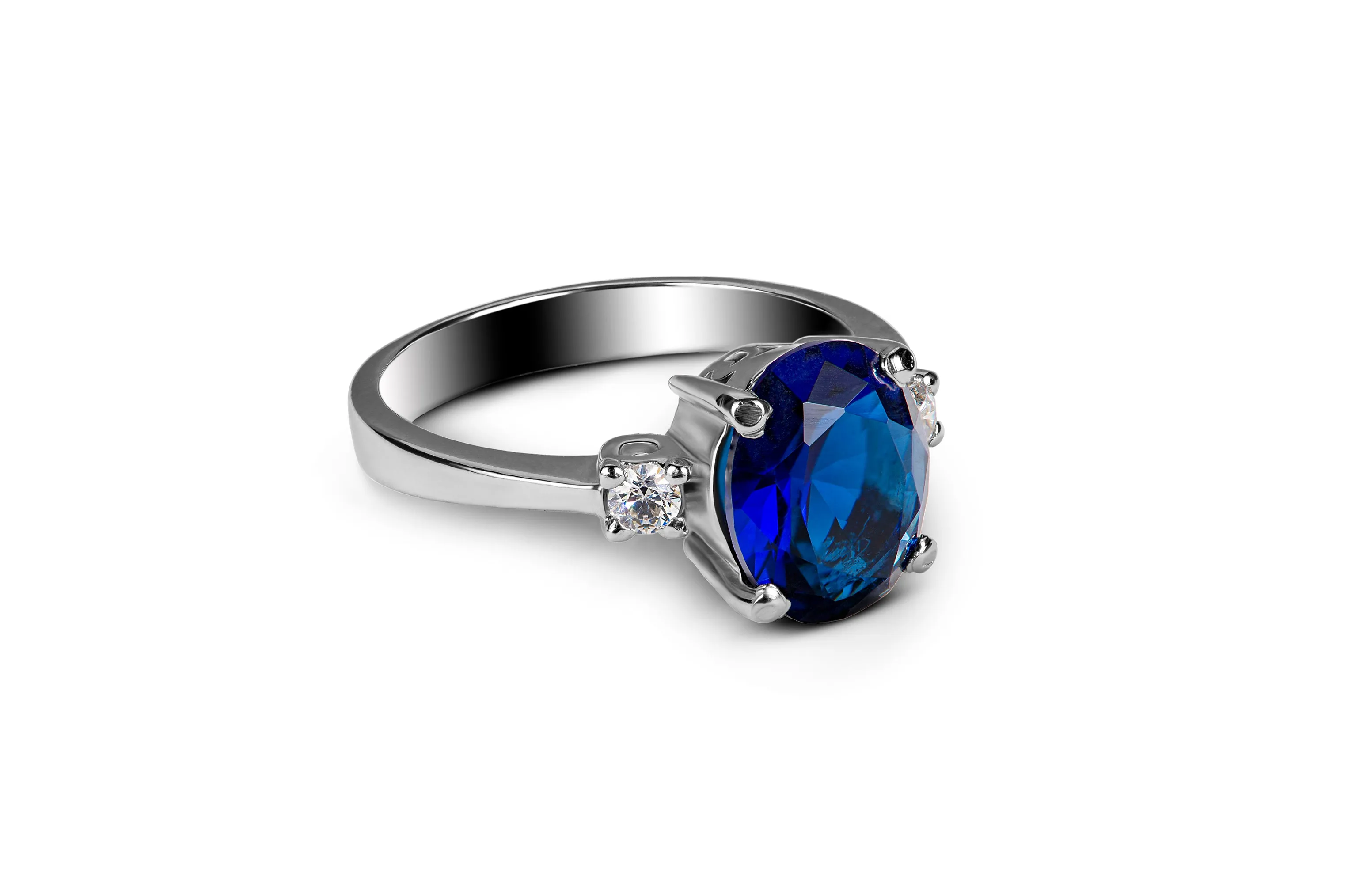 MYSTIC BLUE SAPPHIRE RING