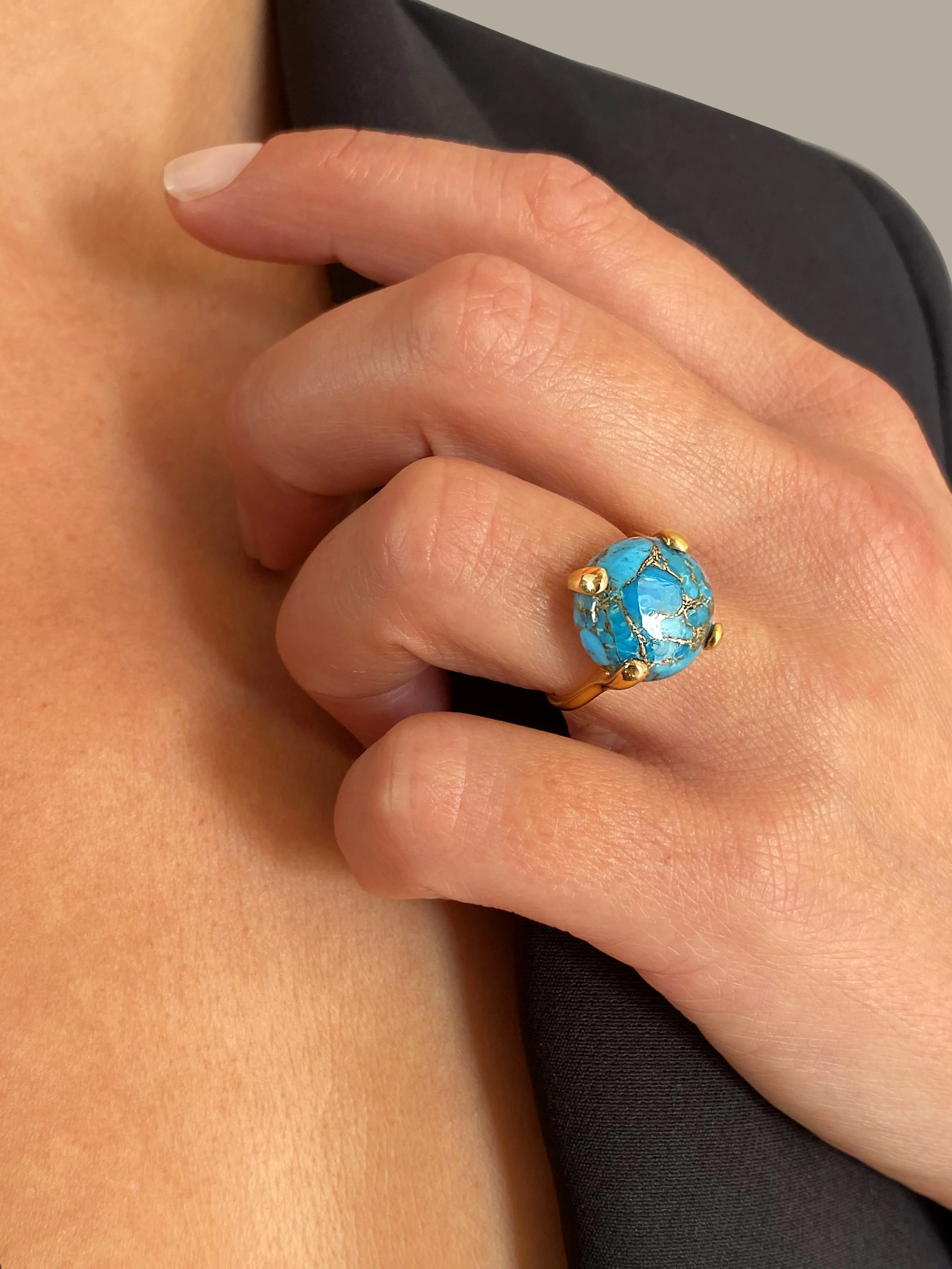 Ring in 925 Silver gilded with 18k yellow gold assembled with Turquoise