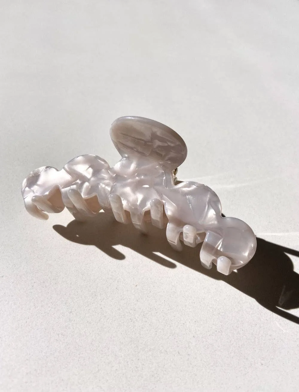 Scalloped Edge Claw Clip