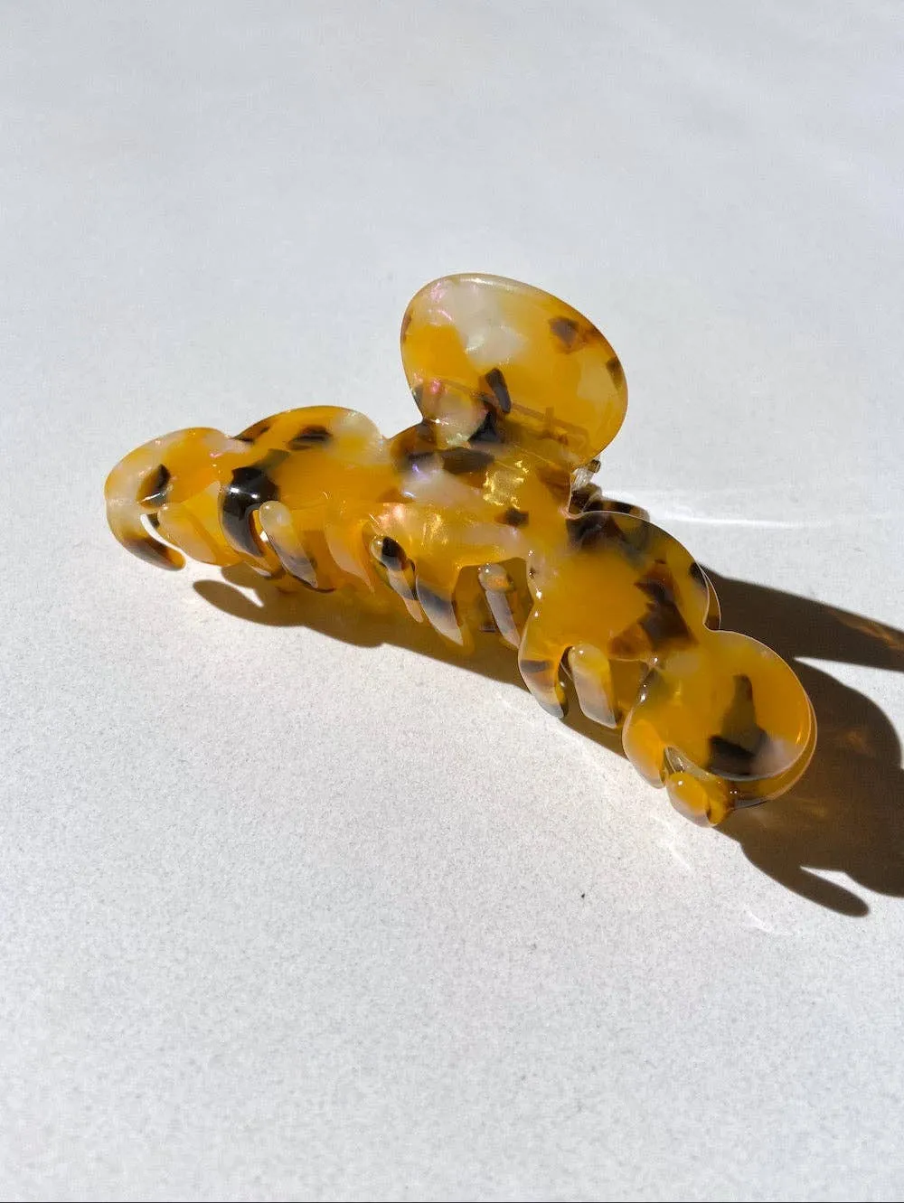 Scalloped Edge Claw Clip