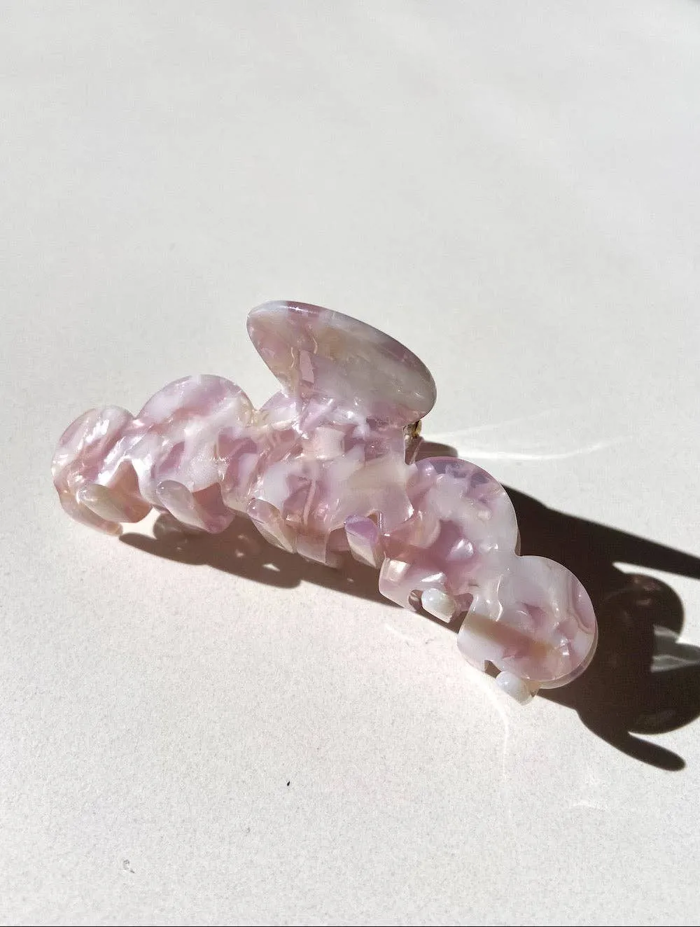 Scalloped Edge Claw Clip