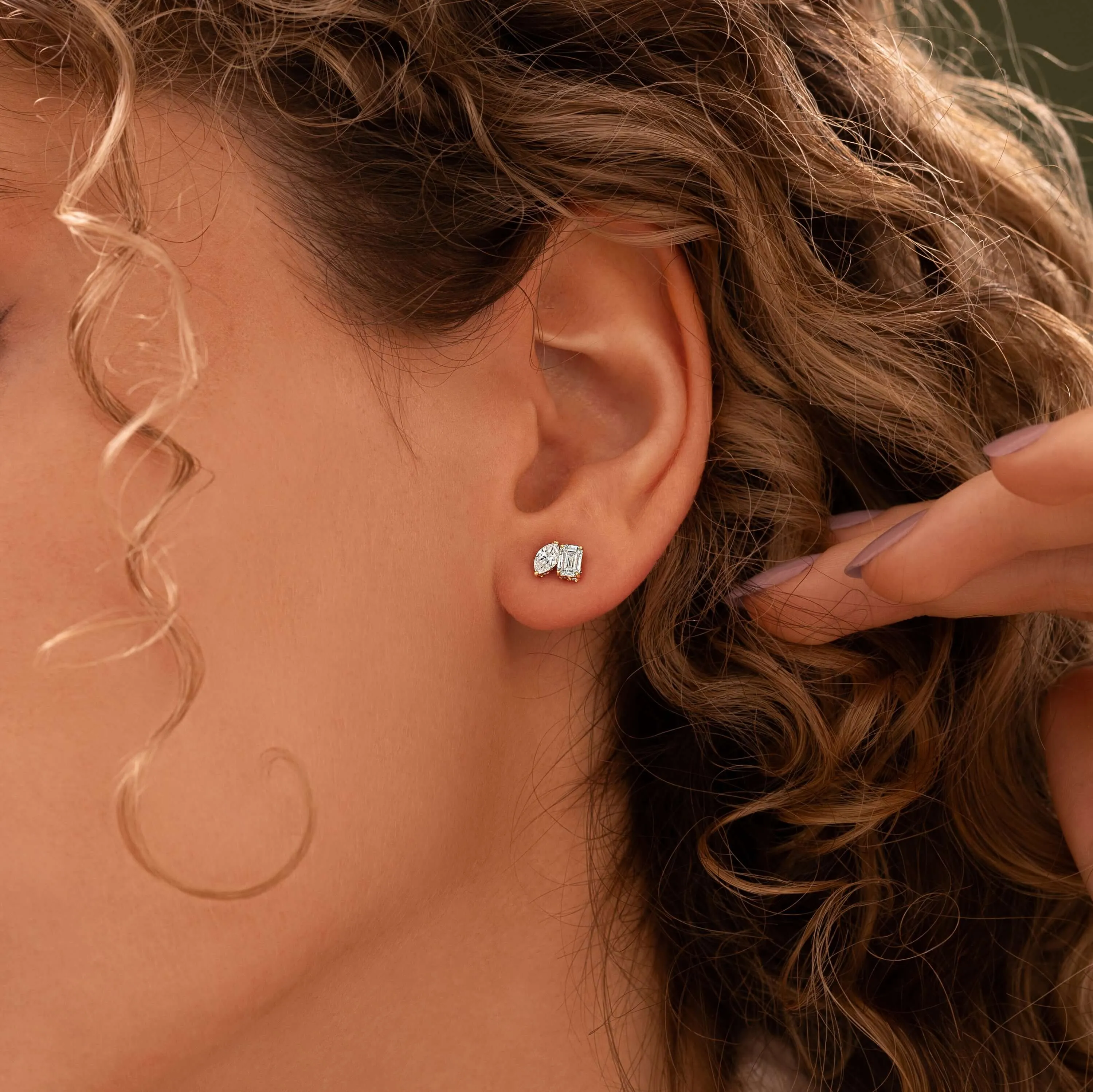 Toi et Moi et Le Reste Studs