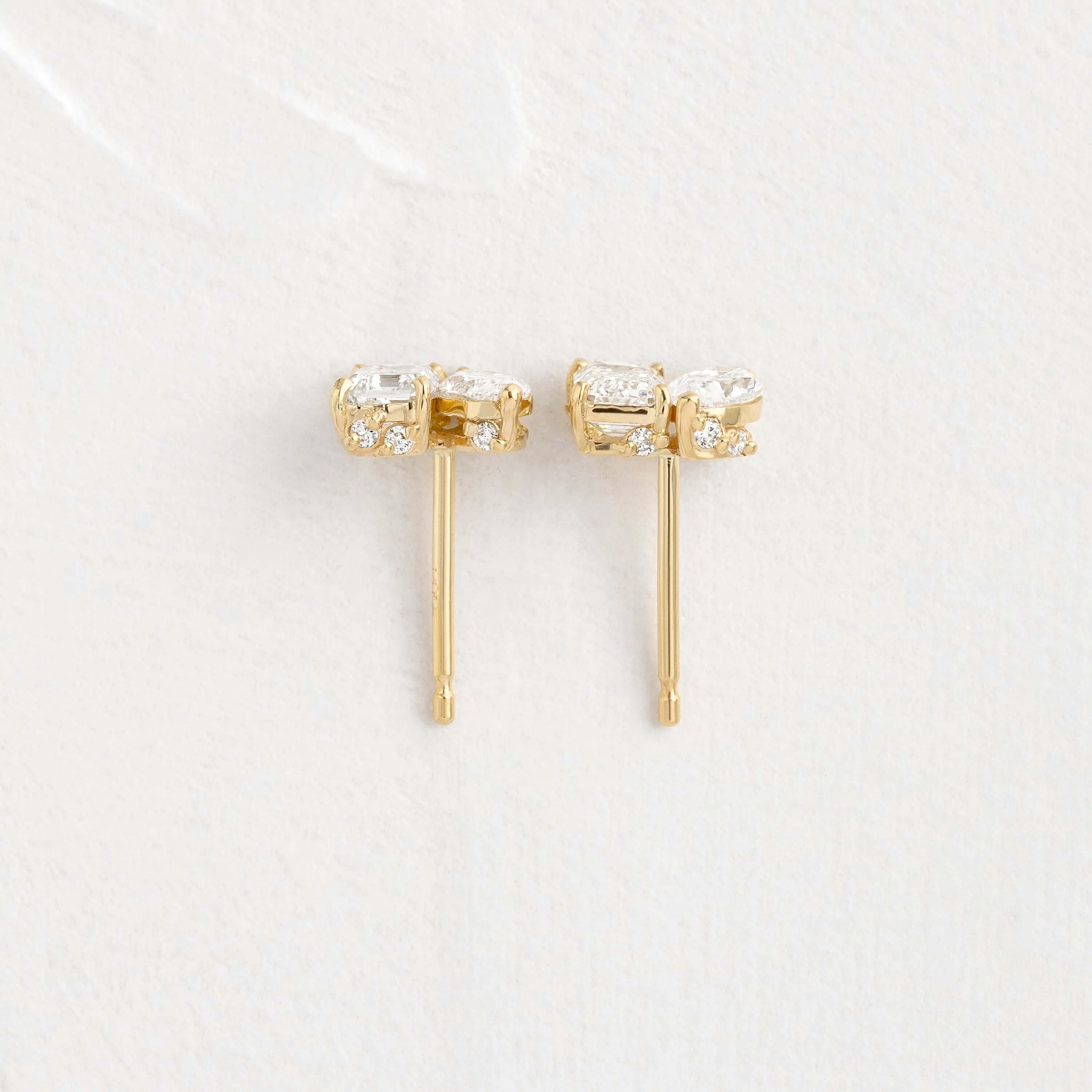 Toi et Moi et Le Reste Studs