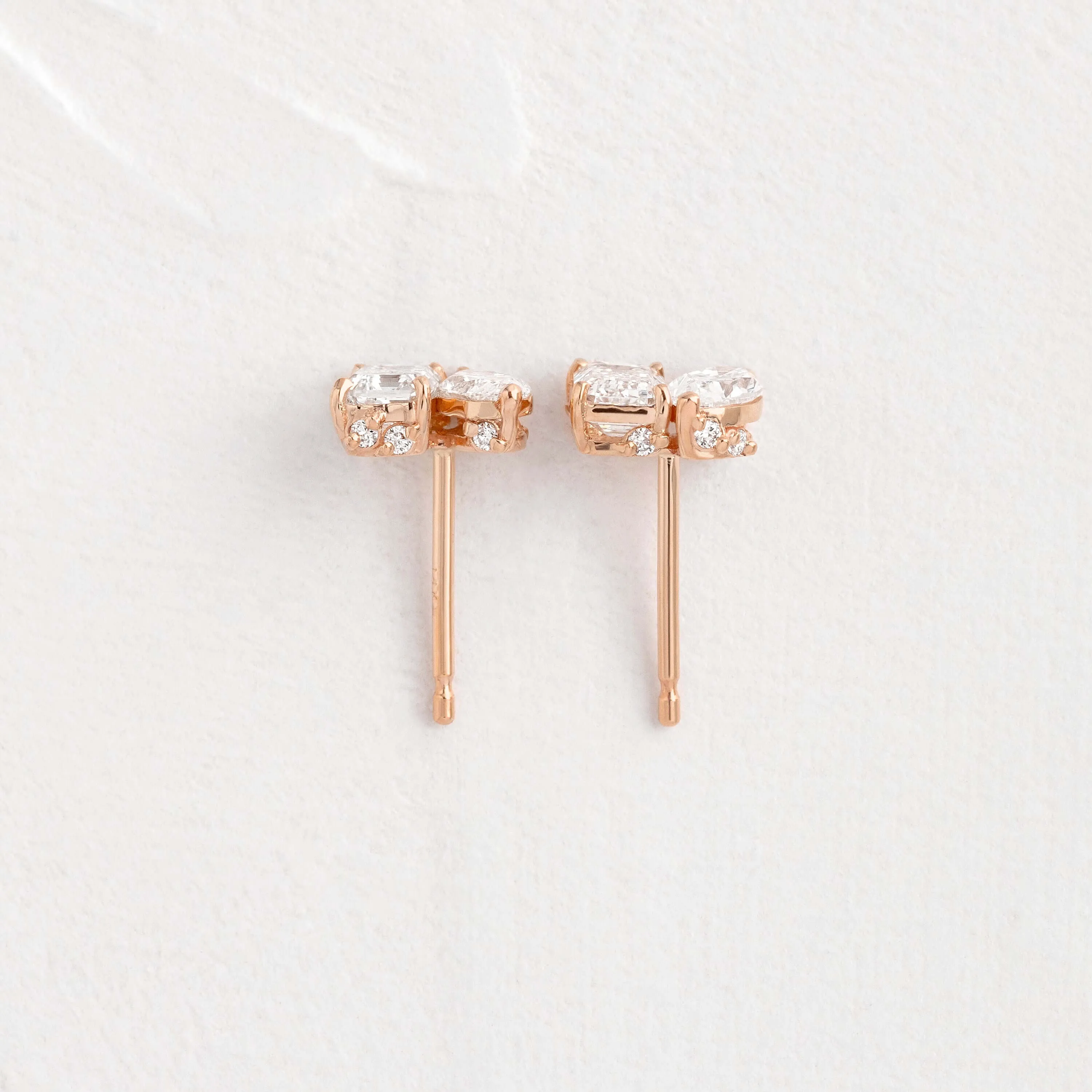 Toi et Moi et Le Reste Studs