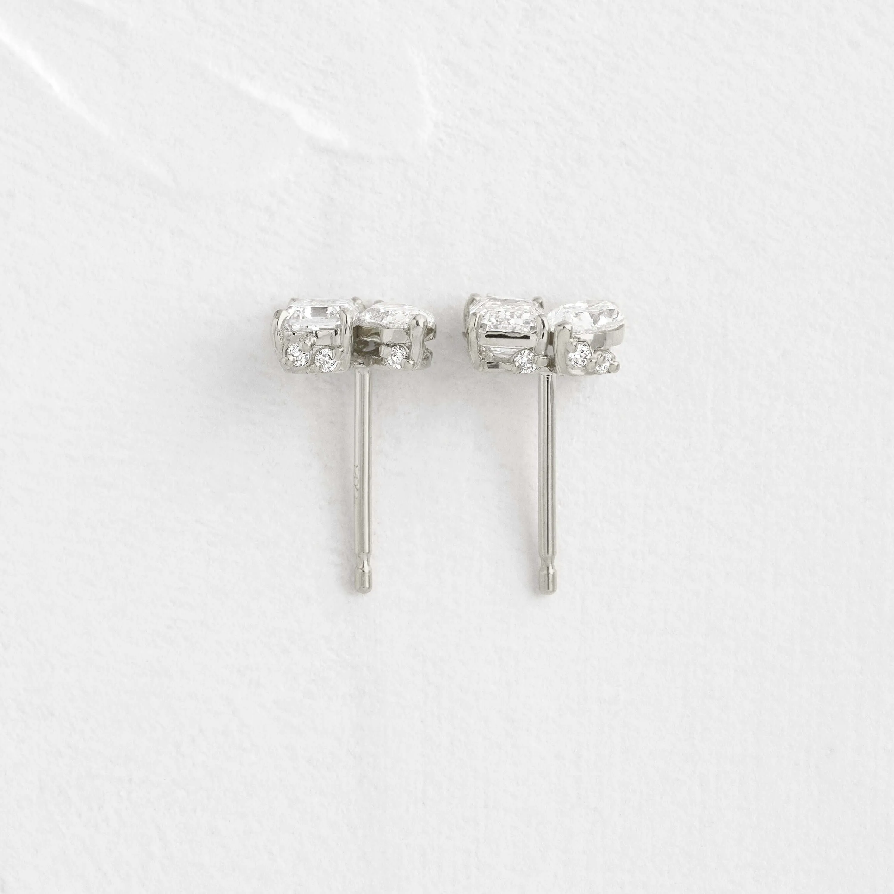 Toi et Moi et Le Reste Studs