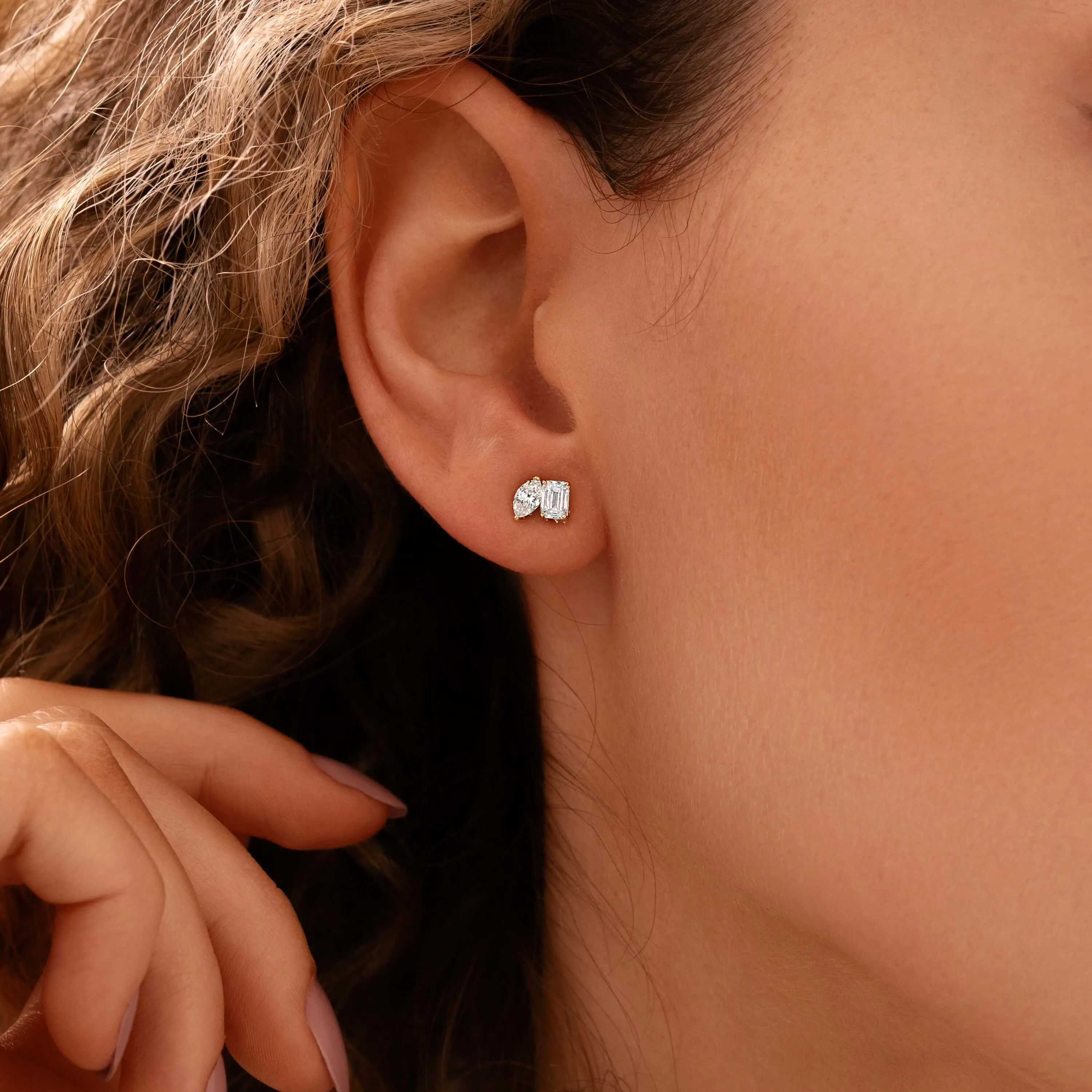 Toi et Moi et Le Reste Studs