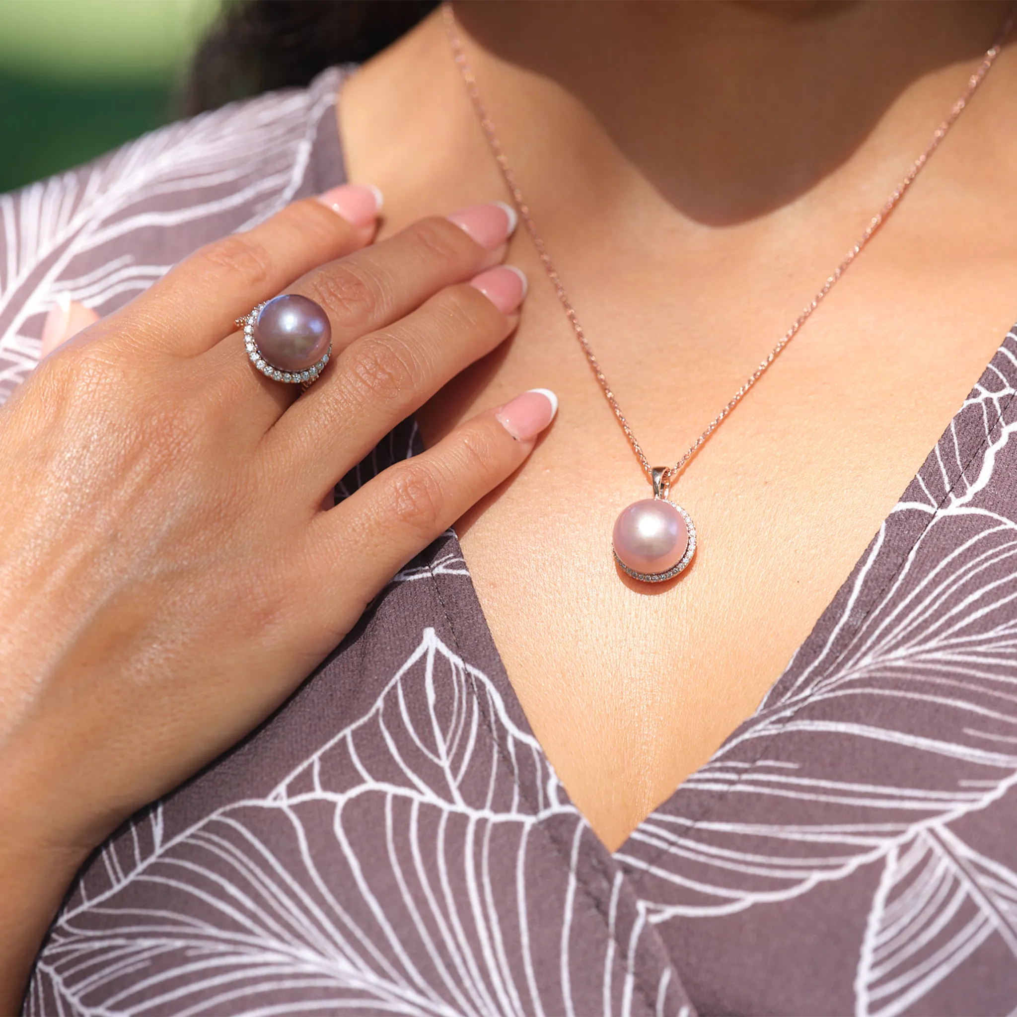 Ultraviolet Freshwater Pearl Ring in Rose Gold with Diamonds - 14-15mm