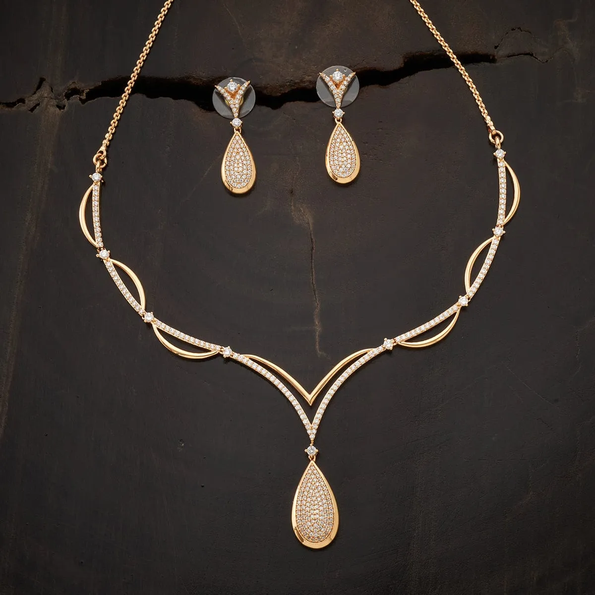 Zircon Necklace 150385